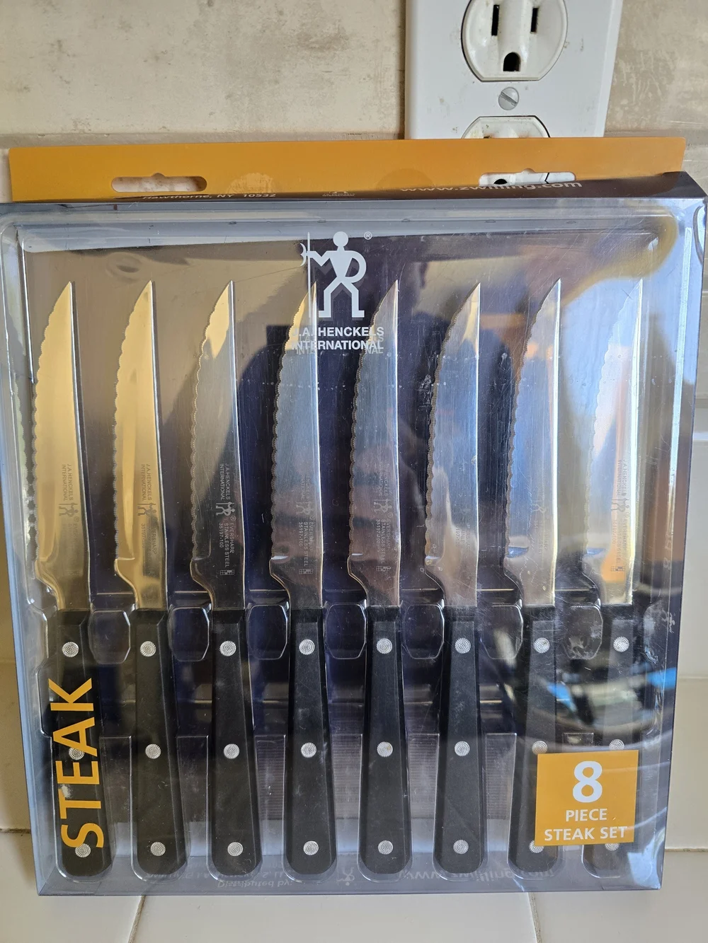 J.A Henckels 8-Piece Steak Knife Set